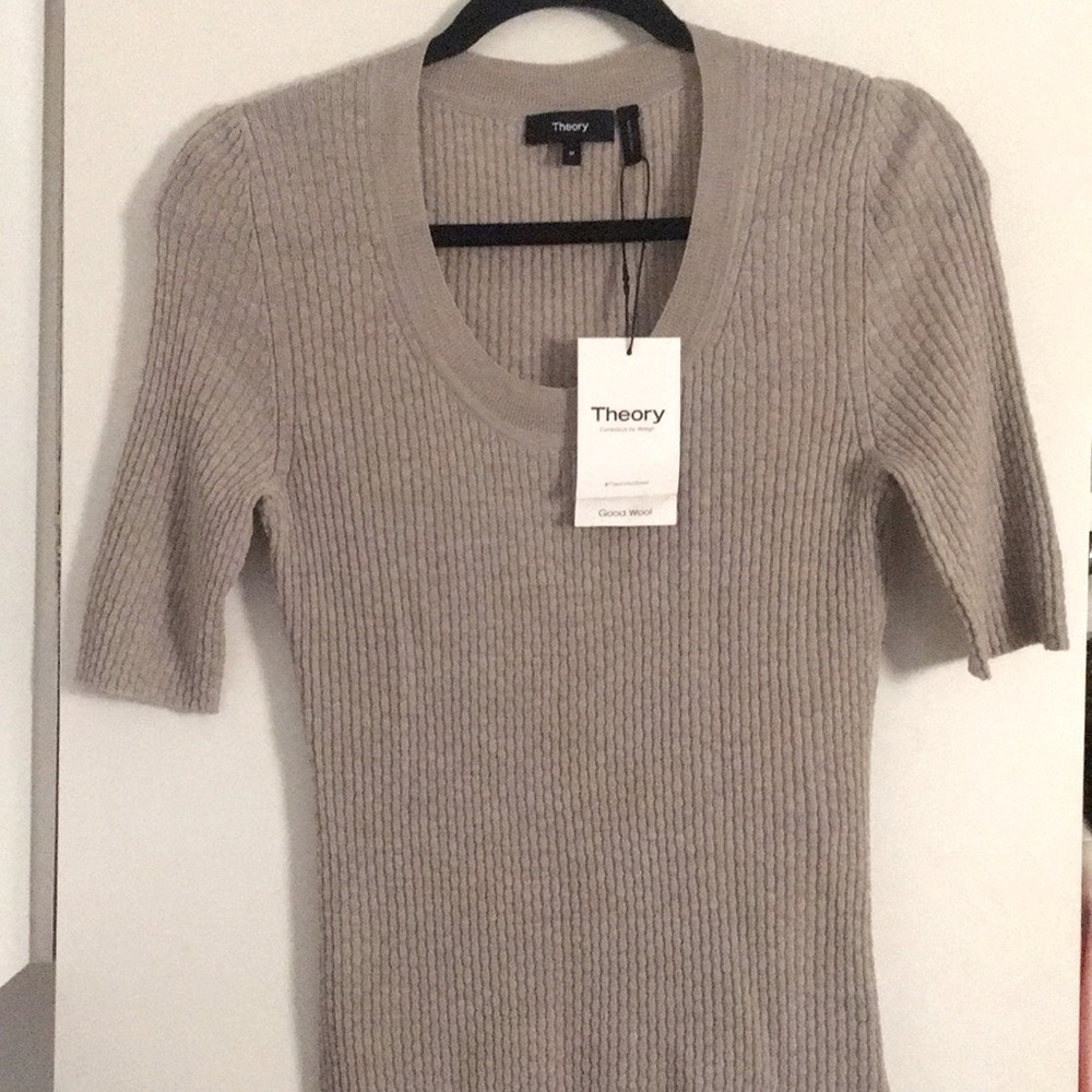Theory grey wool scoop neck sweater M